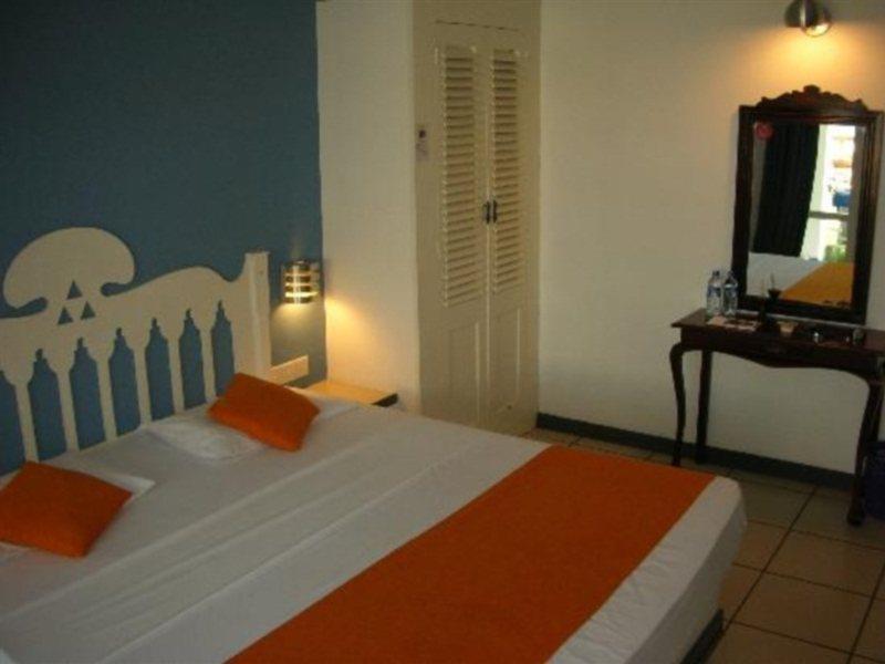 Hotel Sunset Beach Negombo Ngoại thất bức ảnh