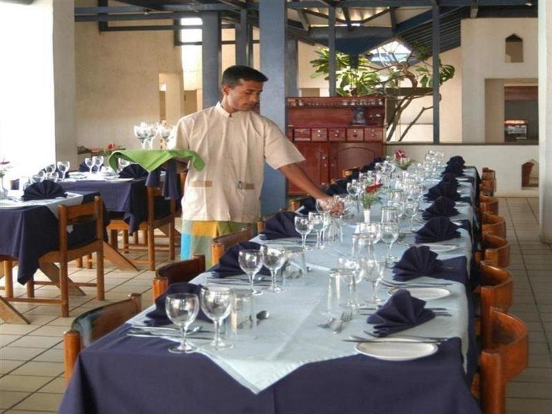 Hotel Sunset Beach Negombo Ngoại thất bức ảnh
