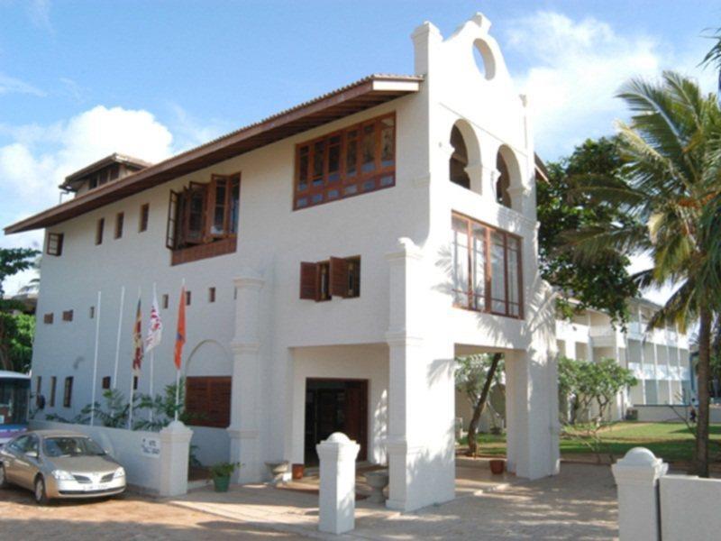 Hotel Sunset Beach Negombo Ngoại thất bức ảnh